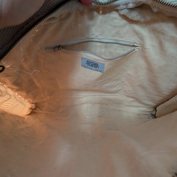 Elegant Tan Woven Tote Bag - Picture 5 of 6